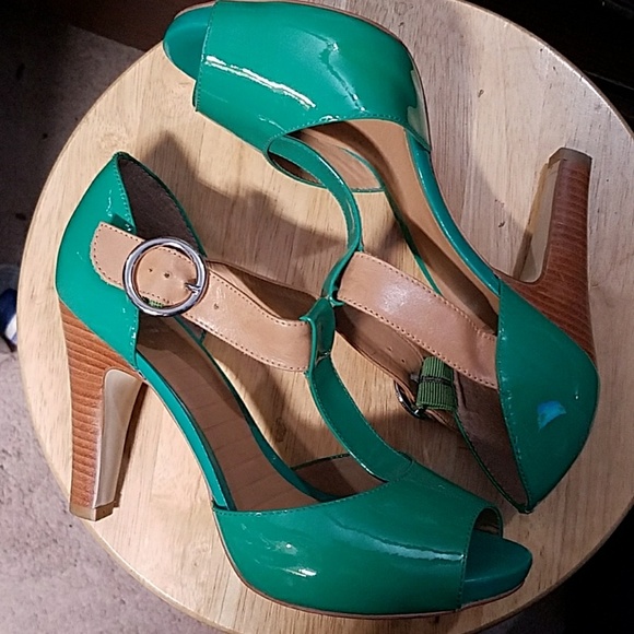 Gianni Bini heels - Picture 2 of 6